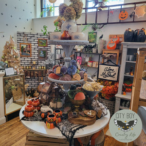 Halloween in the Shop - - 2022