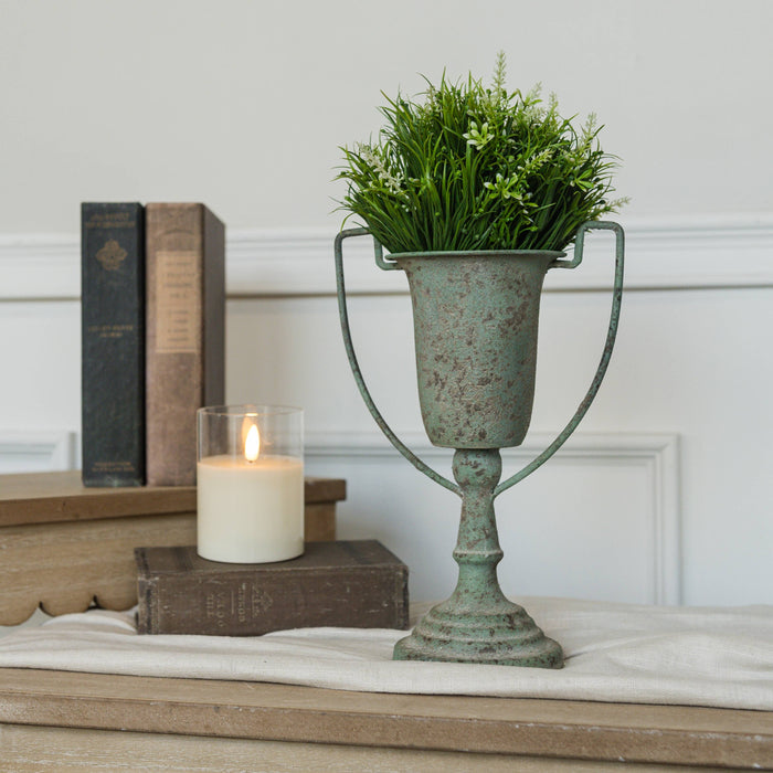 Hugo Vase