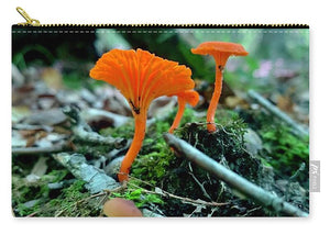 Feathery Fungus - Zip Pouch