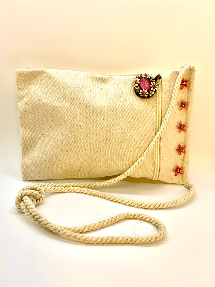 Vintage Jewelry - Beige Handbag